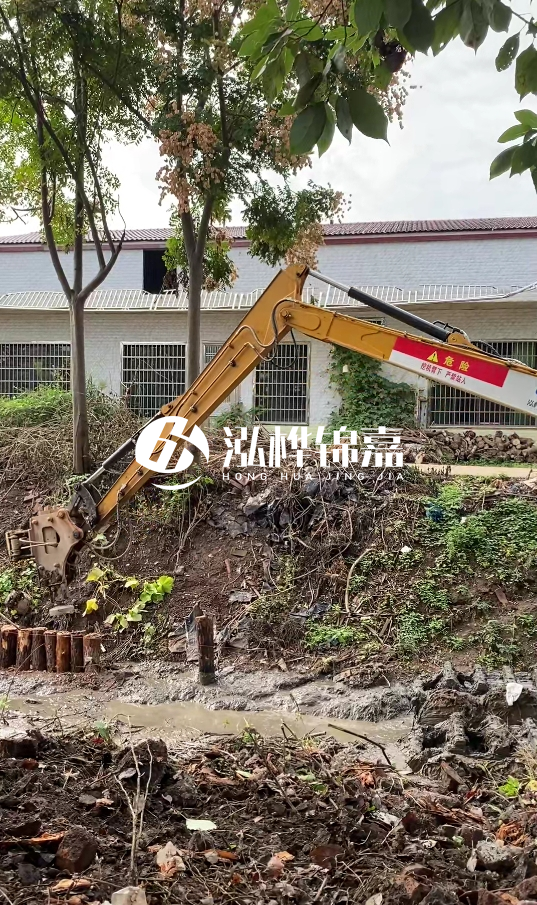 駐馬店挖機打木樁專業(yè)施工- 河道打木樁后木樁腐朽怎么防治？